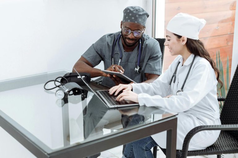 The Healthcare Recruiter's Toolkit: Resources You Need to Know